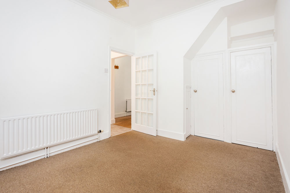 Oakdale Road, Leytonstone E11 Theydons