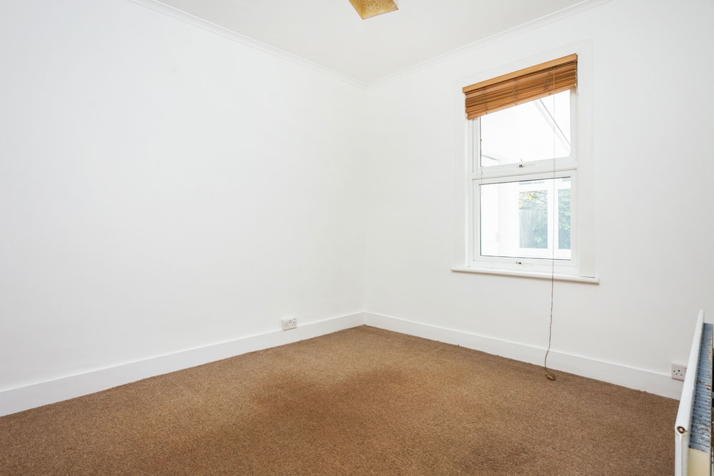 Oakdale Road, Leytonstone E11 Theydons