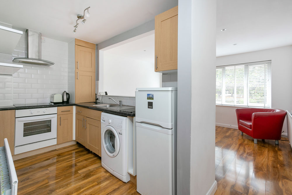 Harrow Road, Leytonstone E11 Theydons