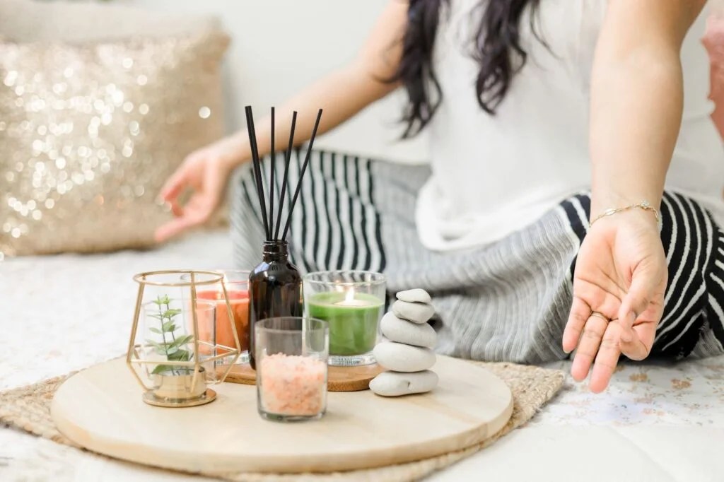 How To Use Chakra Candles To Balance Your Energy Centers, and the Best