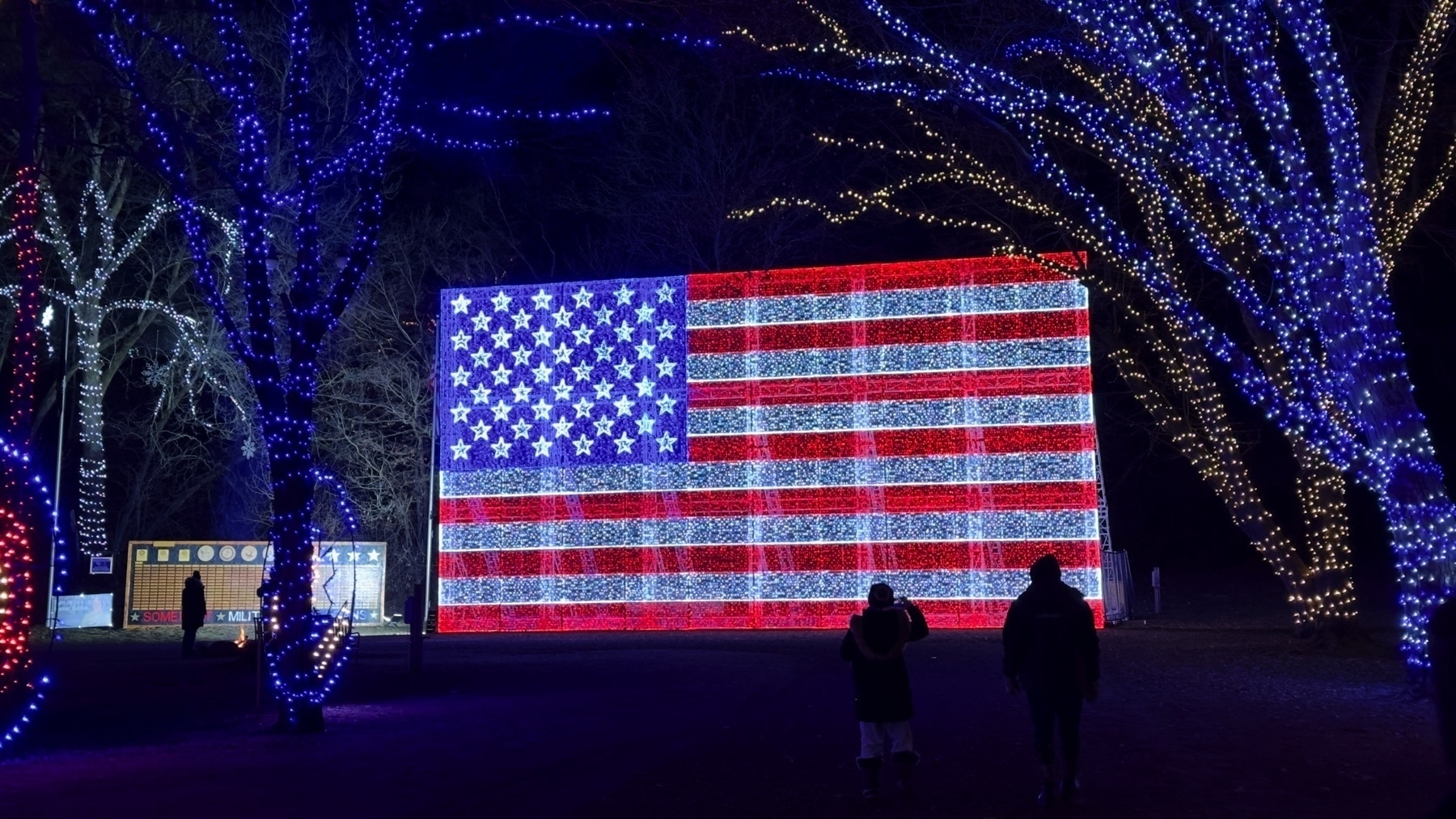 Sam’s Christmas Village and Light Show Jamie Thingelstad