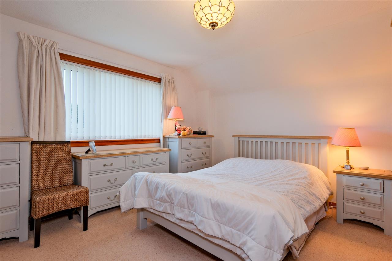 3 Bed Detached, Laverock Avenue, Hamilton igloo For Sale