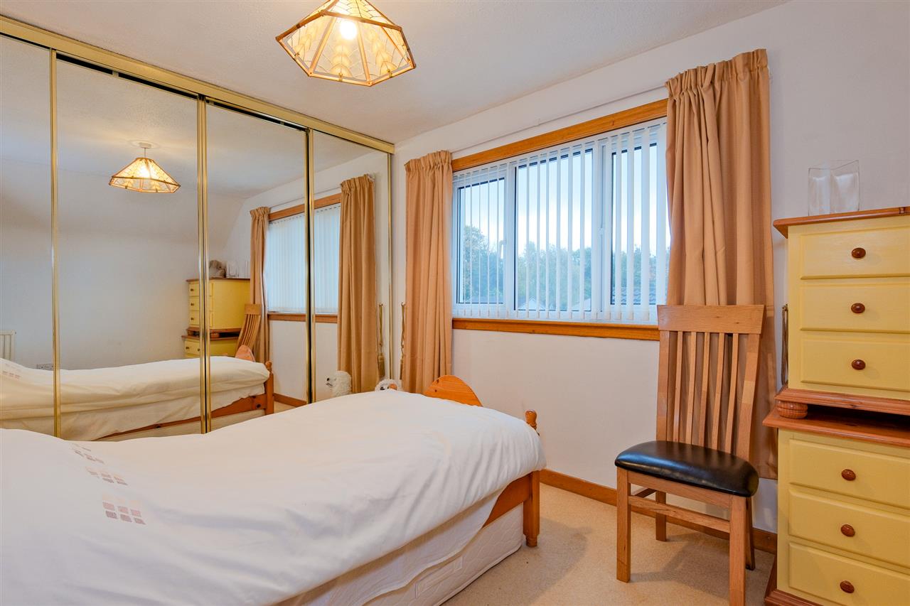3 Bed Detached, Laverock Avenue, Hamilton igloo For Sale