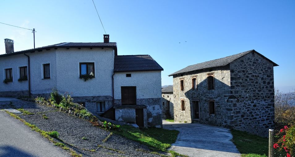 NR1663 Property for sale, Lig, Bovec & Soča Valley, Slovenia Think