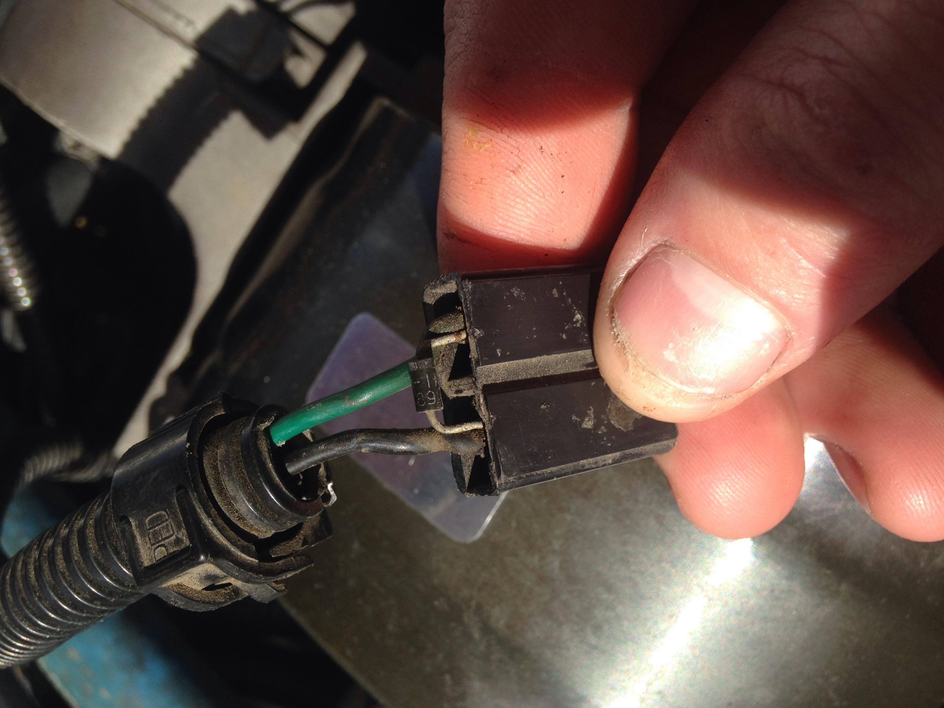 Question on A/C compressor clutch plug... Third Generation FBody