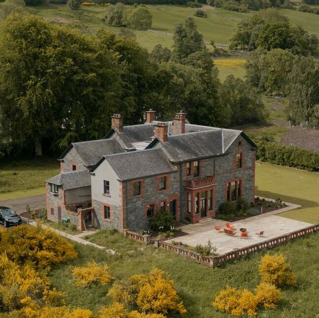 Millionaire Holiday Home Swap THIRDHOME