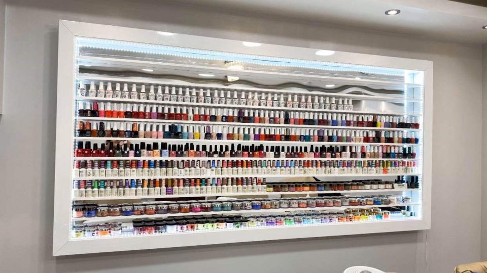 Deluxe nail spa This is Clapham