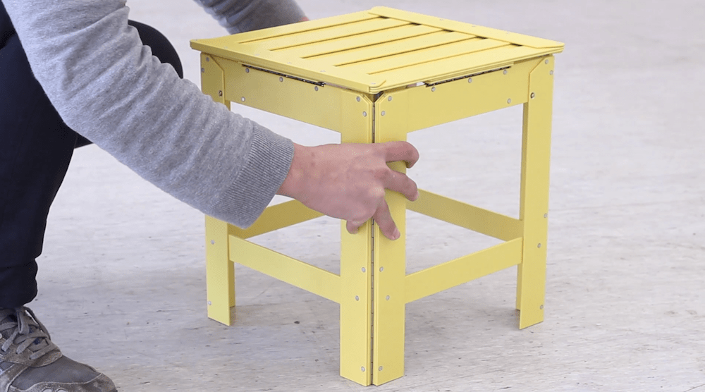 Collapsible Furniture That Transforms From Two to Three Dimensions