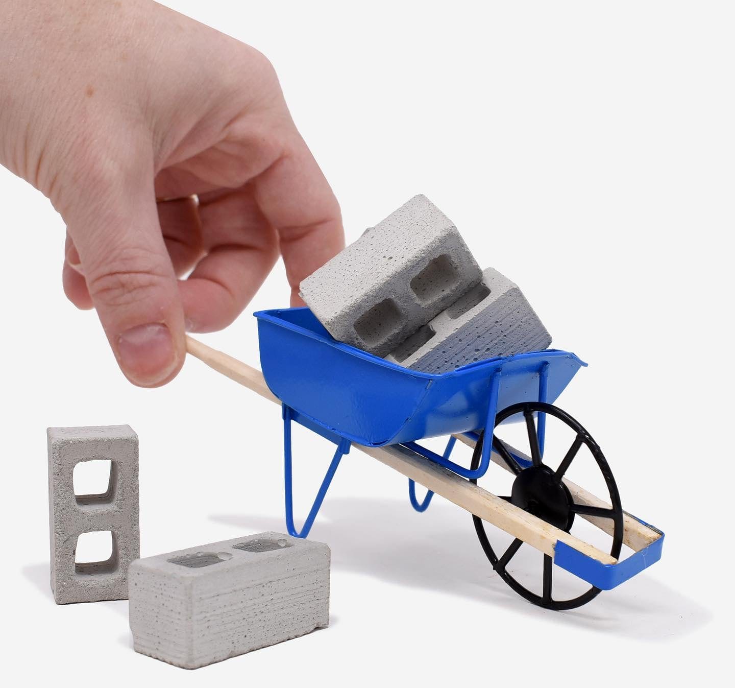 Construction Goes Small Scale with Mini Materials's Tiny Building