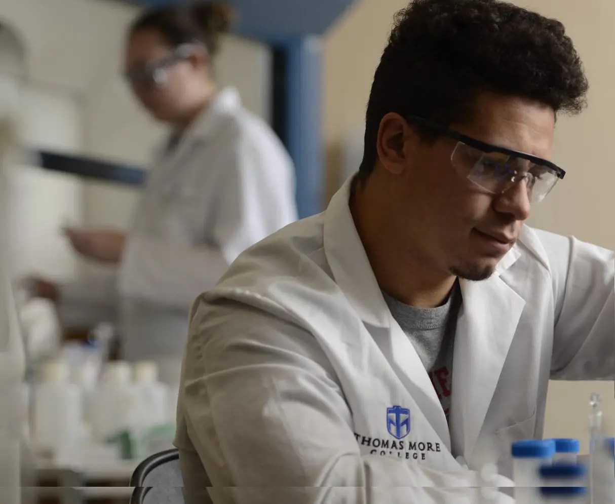 Medical Laboratory Science Degree Canada at Araceli Barstow blog