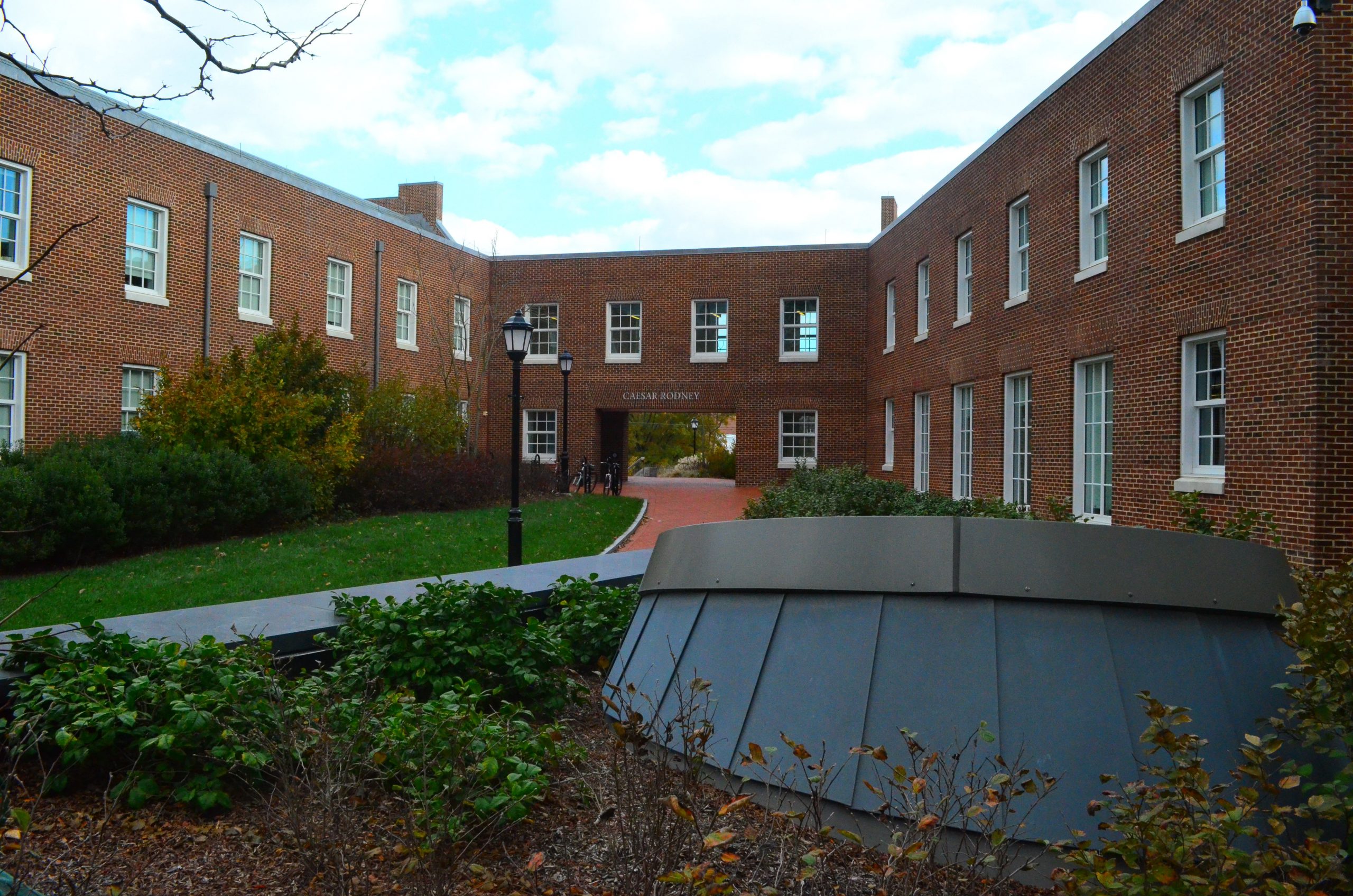 University of Delaware Caesar Rodney Hall (8/4/2020) Thomco, Inc