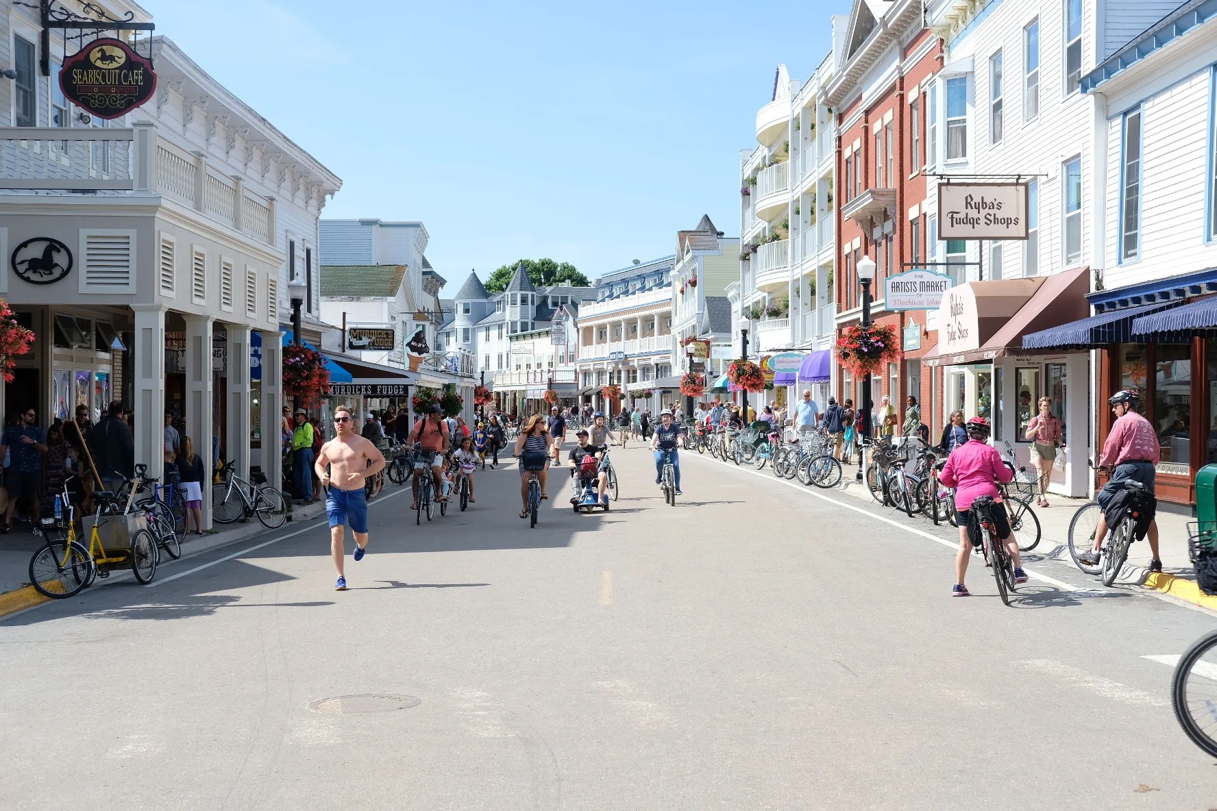 3 Tasty MustTry Fudge Shops on Mackinac Island Threads of Mackinac
