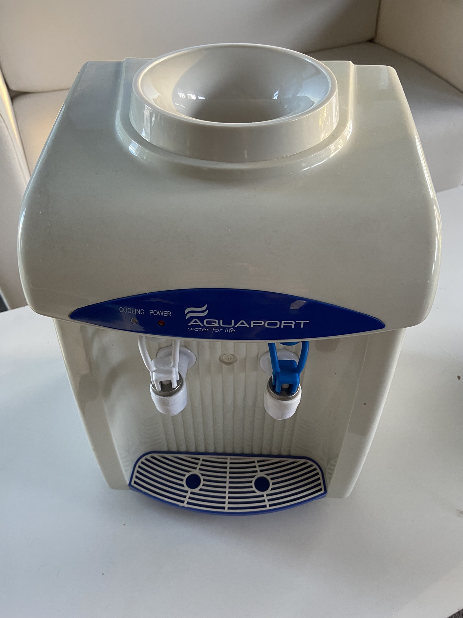 Aquaport Excite Desktop Water Cooler Three AM  + IT