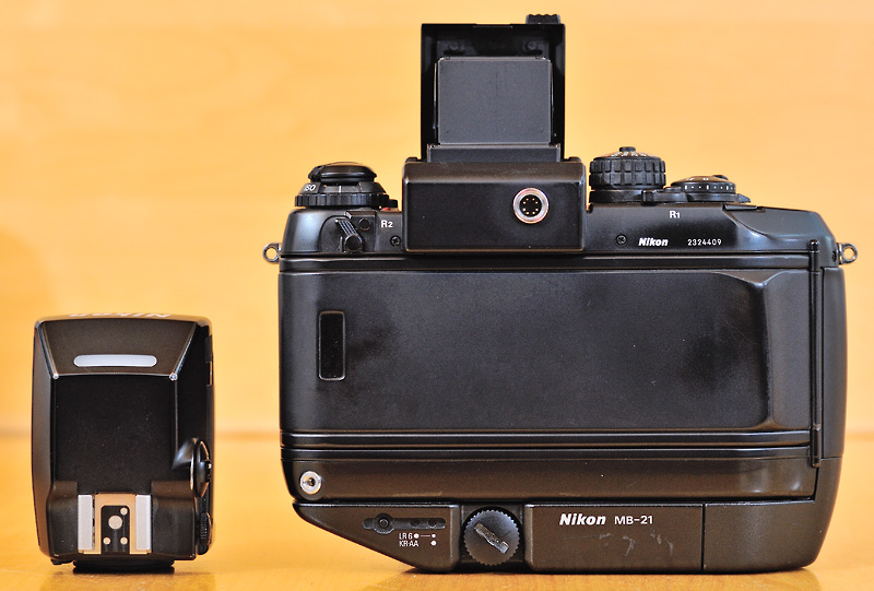 through the Nikon FMount Interchangeable viewfinders