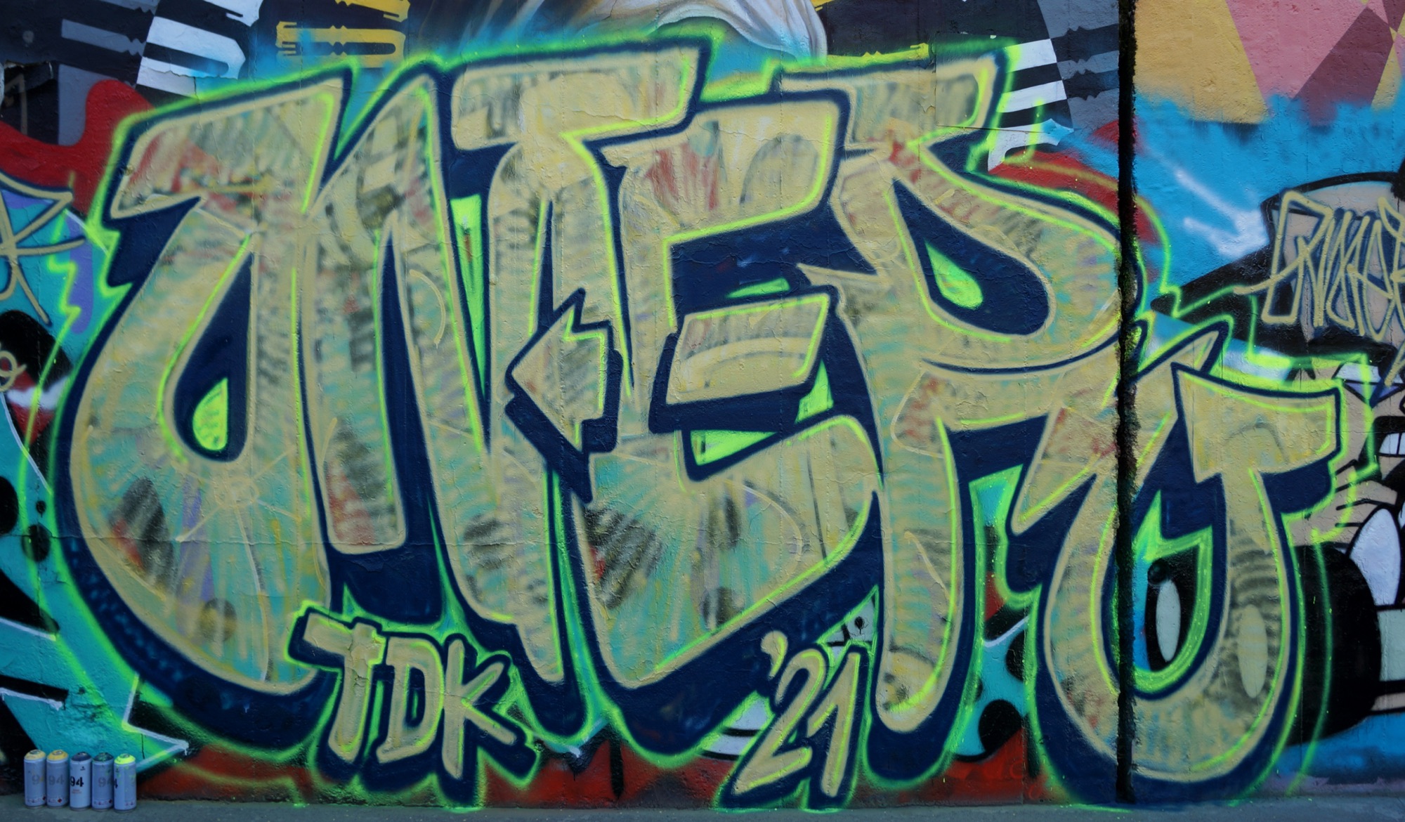 Omer Graffiti and Mural Artists Throw Up Magazine