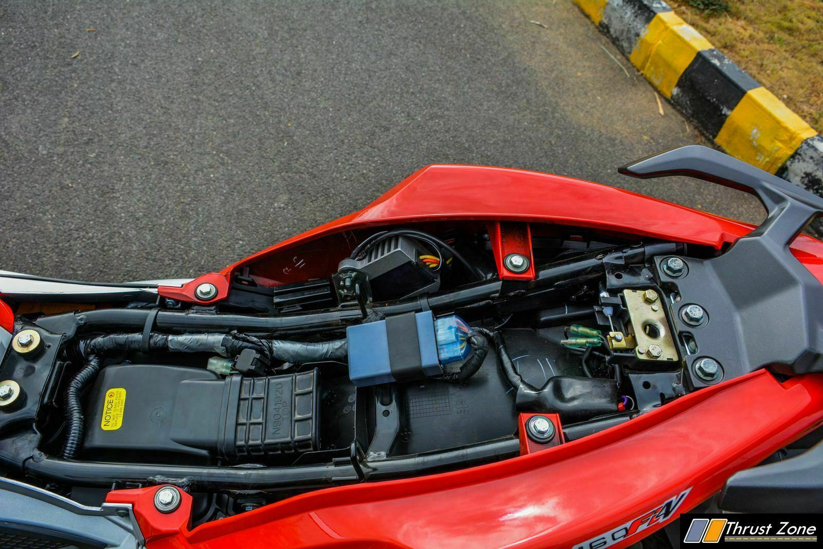 TVSApacheRTR1604VReview27 Thrust Zone