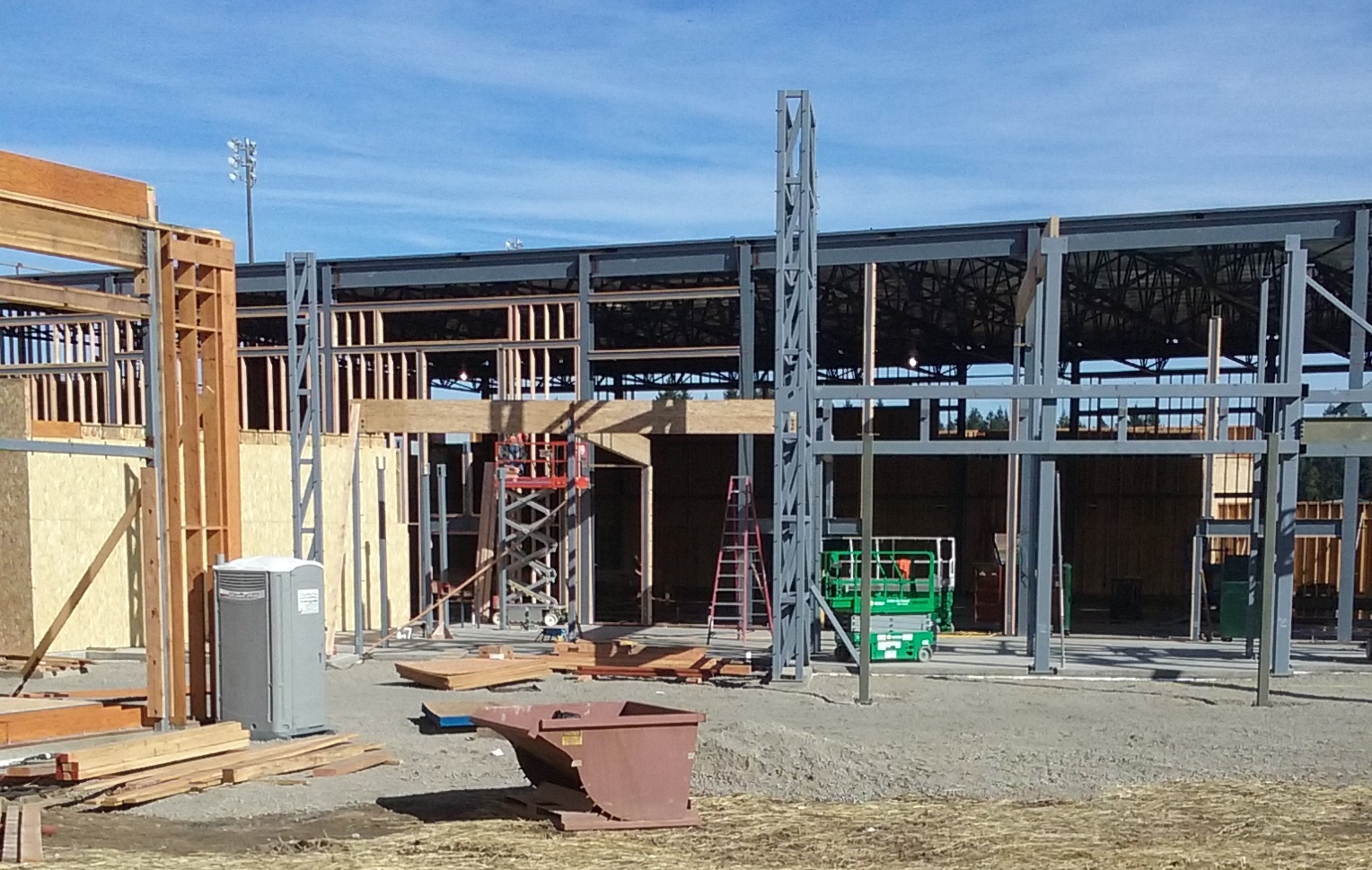 Students Show Patience, Eagerly Await Remodeled North Thurston High