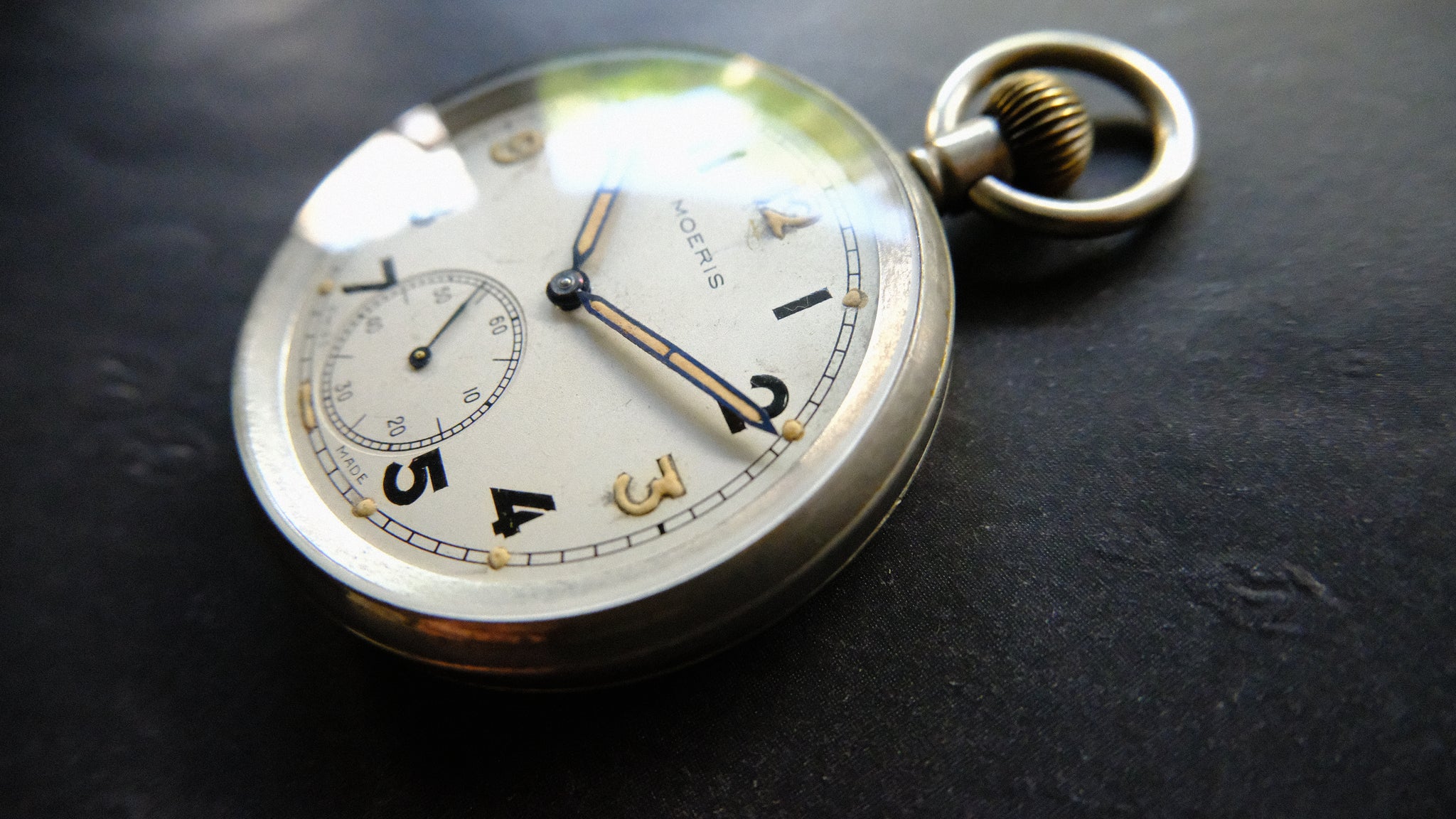 MOERIS WWII British Military Pocket Watch c1940 tickdong