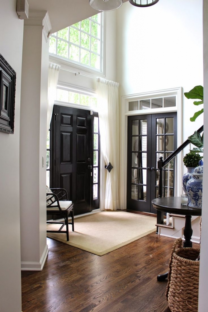 5 Ways to Make Small Doors Feel Bigger Tidbits&Twine