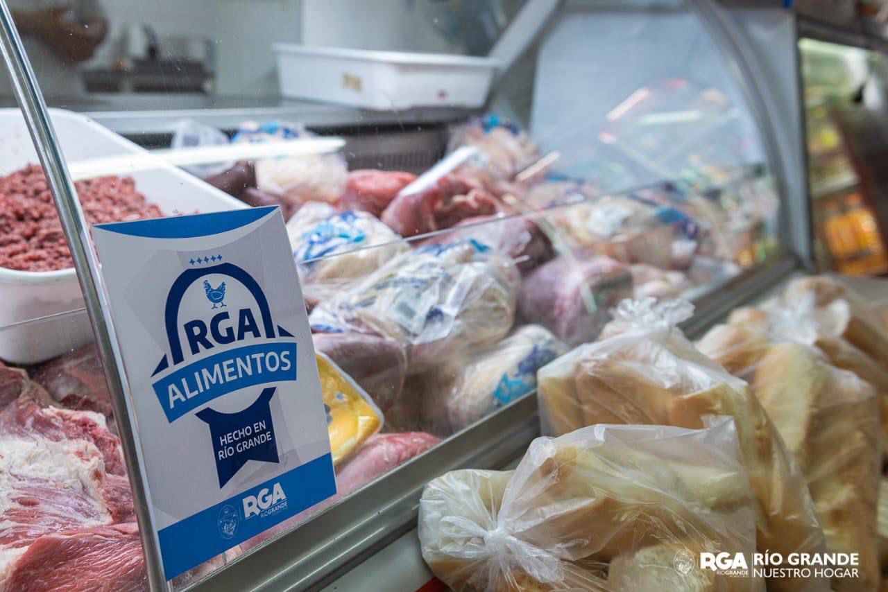 Venta récord de pollos de la marca “RGA Alimentos” Tiempo Fueguino