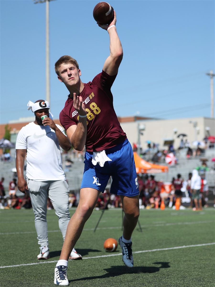 Fourstar QB Max Johnson signs with LSU Tiger Rag