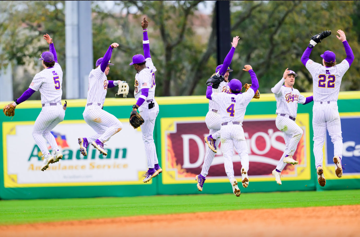 LSU baseball coach Jay Johnson names Gage Jump starting pitcher against