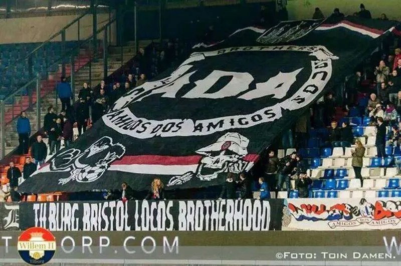 Reactie Vak E Na Ongeregeldheden Tegen Feyenoord - Tilbo