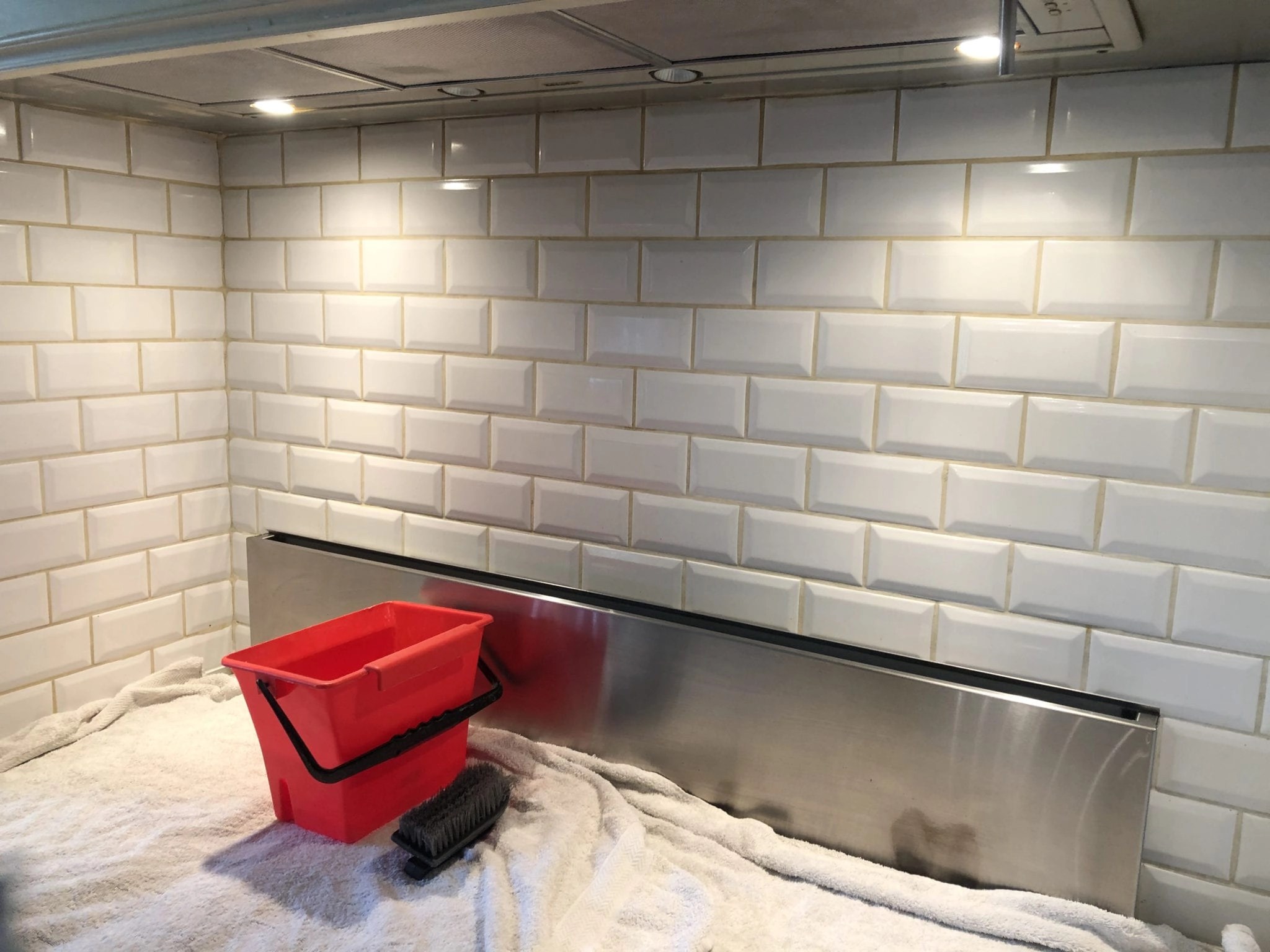 Ceramic Tile Cleaning Tile Cleaning Agents Floor Cleaning and Polishing