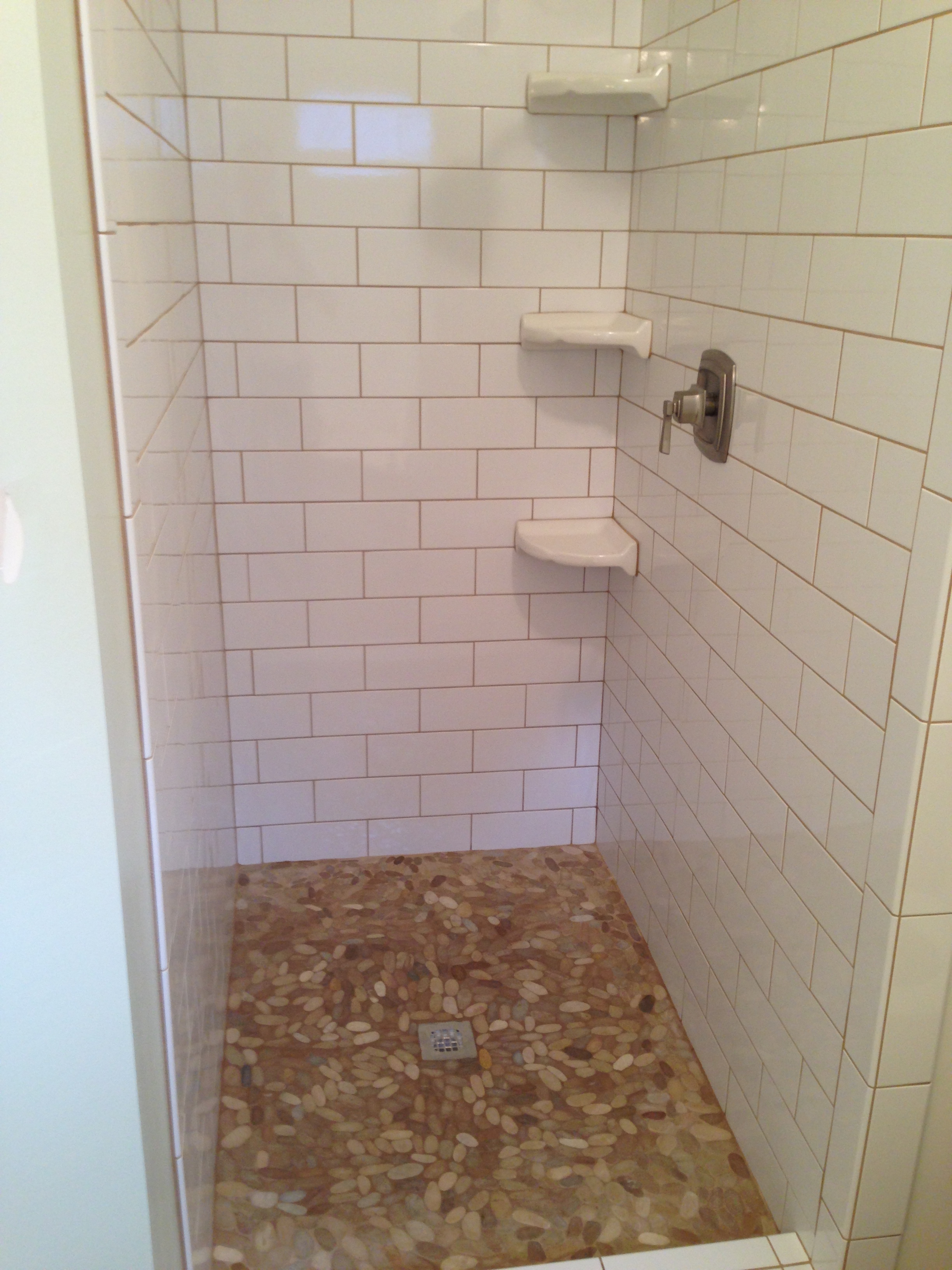 24 amazing pictures of ceramic or porcelain tile for shower 2022