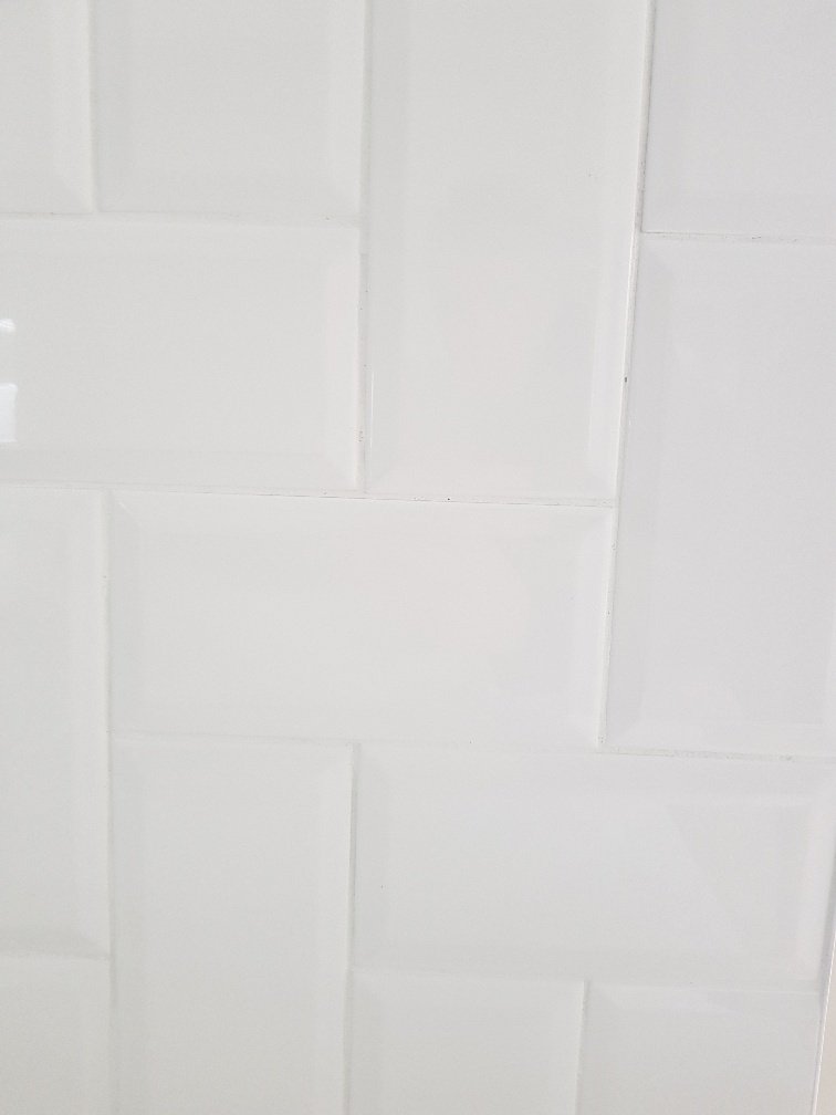 Bisel Blanco Brillo 100 x 200 Tile Trader