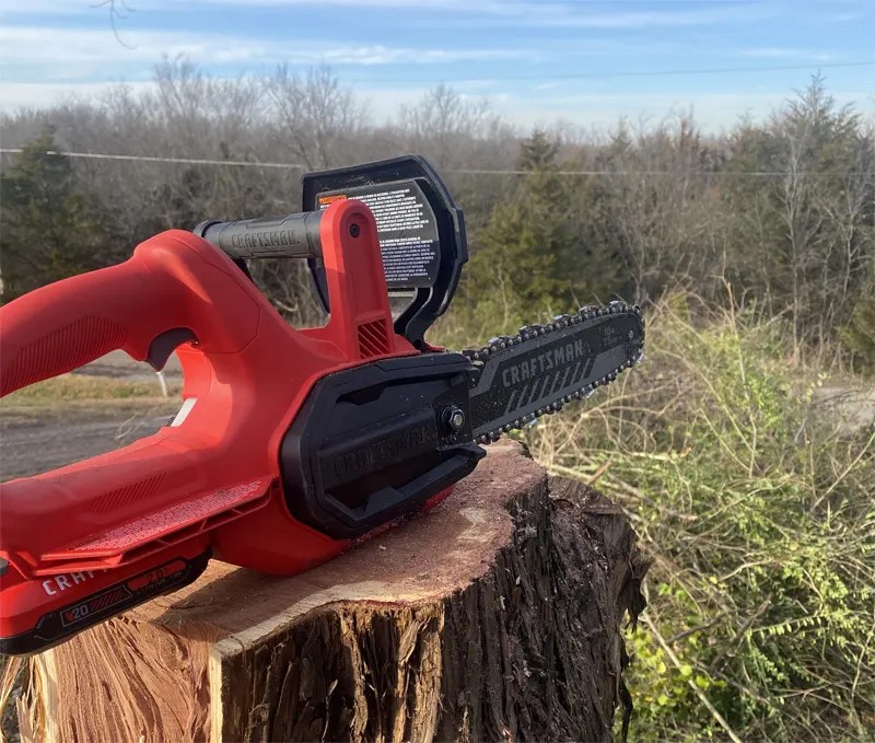 Electric vs. Gas Chainsaw Which Is Better? Timber Gadgets