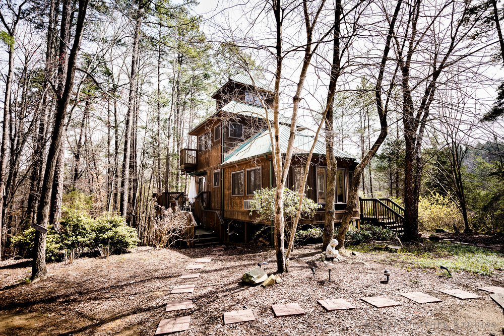 TIMBERLAKE EARTH SANCTUARY Recovering a Sense of the Sacred