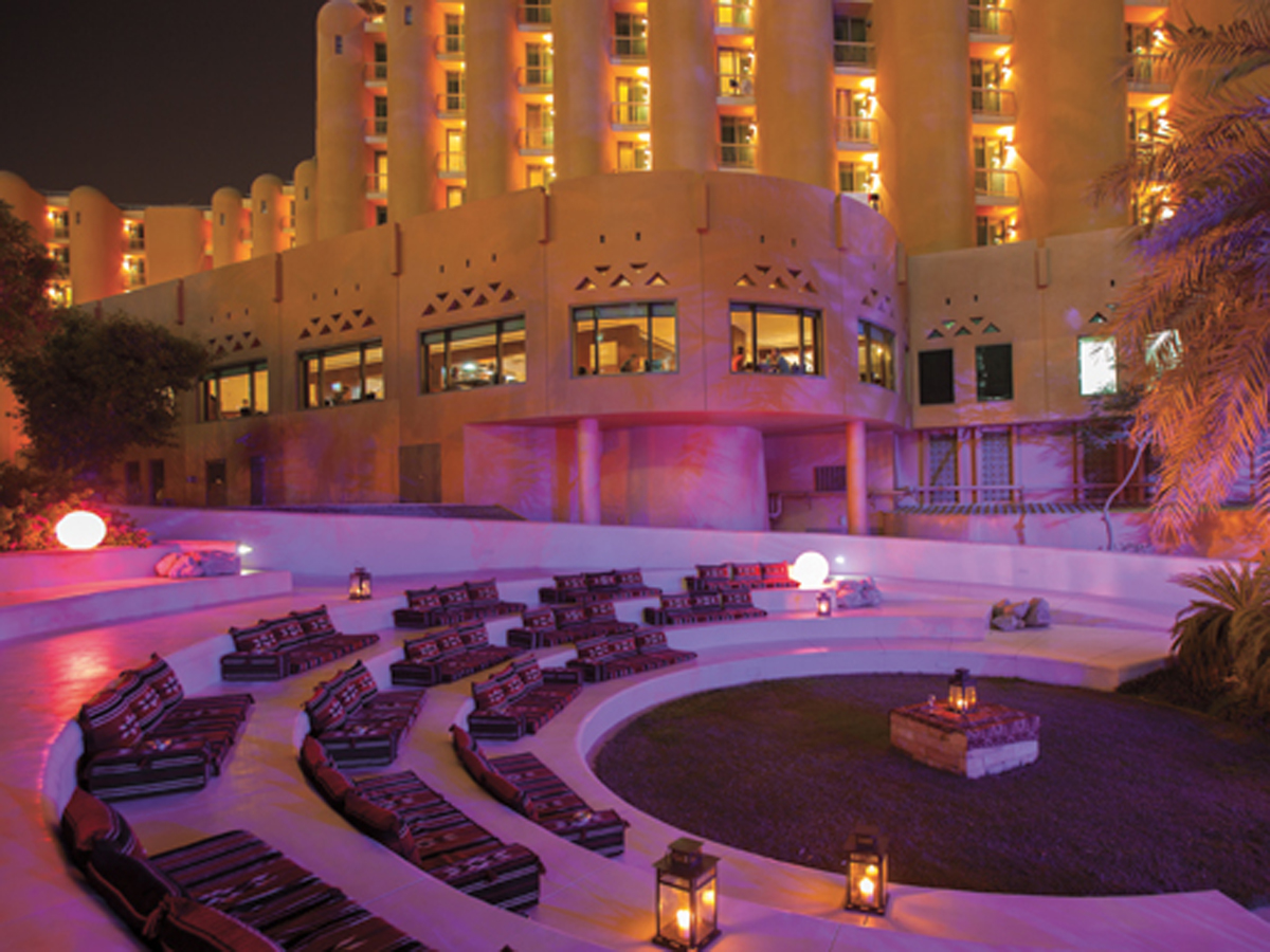 Best Abu Dhabi outdoor bars 29 top spots with a view