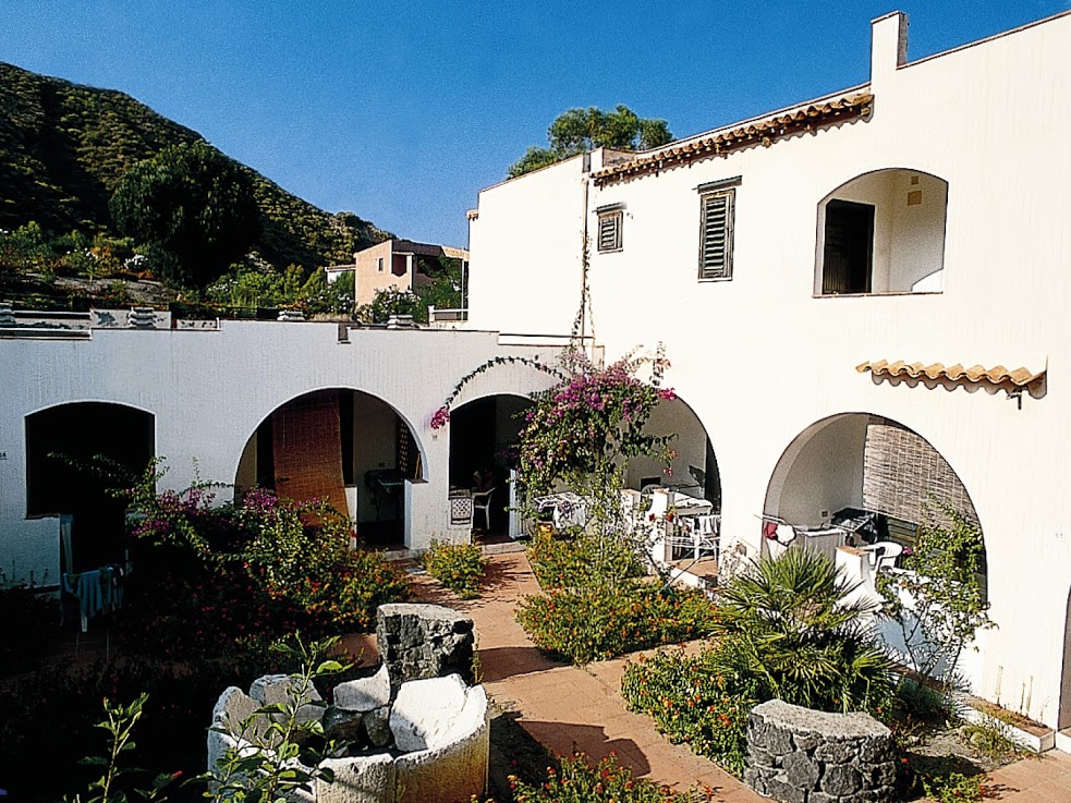 Vulcano Mare Resort Time Tours