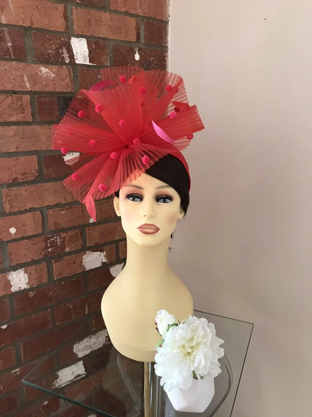 Snoxell & Gwyther SG2022 Fascinator Red/Fuchsia Tina Townsend