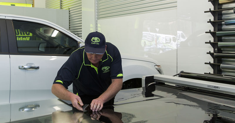 Computer Cut Vehicle Glass Tinting System Perfect Tint Cutting and