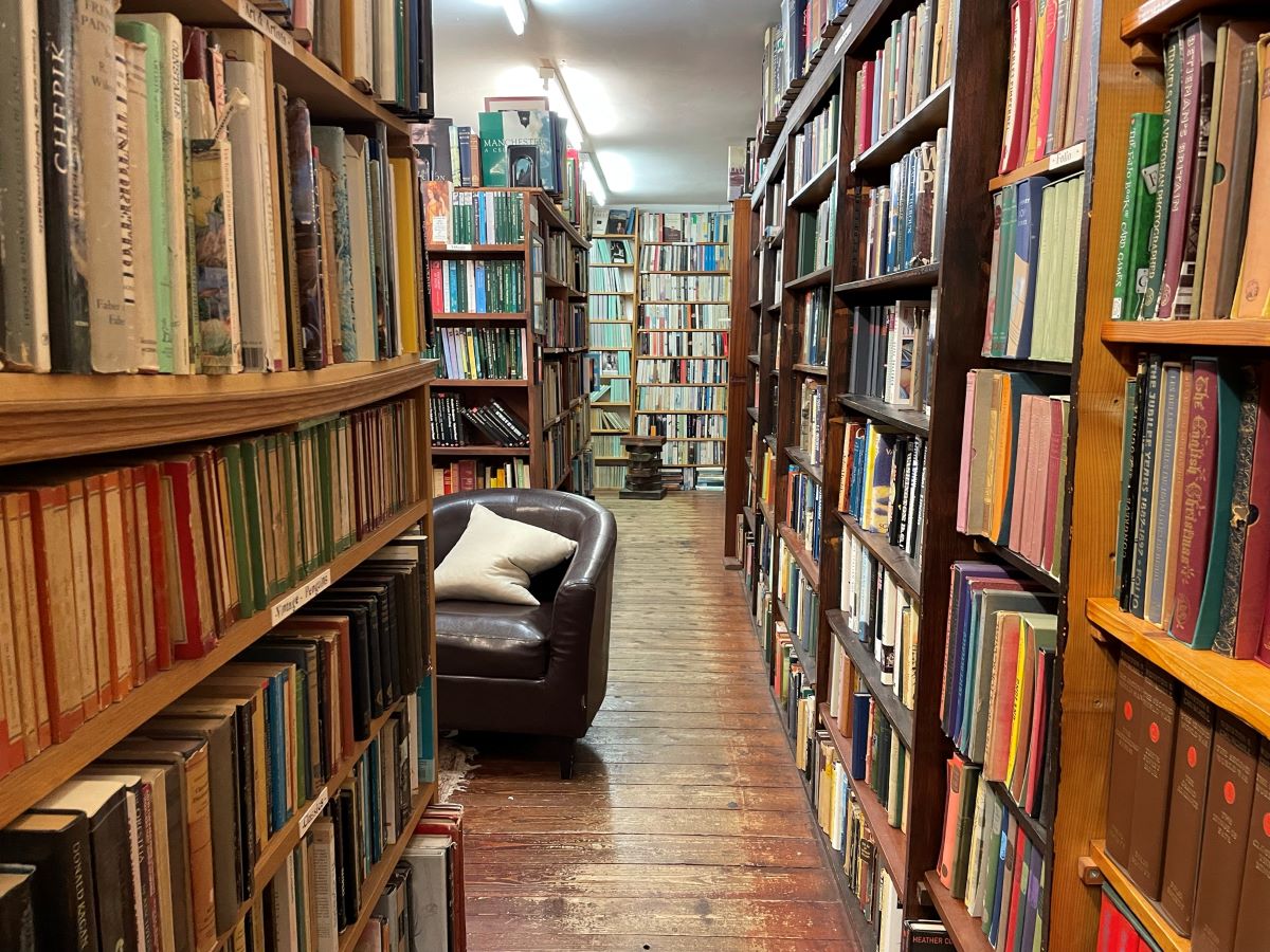 9 Best Sites For Used & Second Hand Books UK