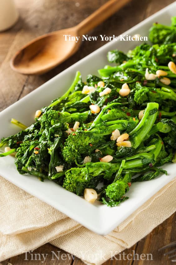 Lemon Garlic Sautéed Broccoli Rabe Tiny New York Kitchen