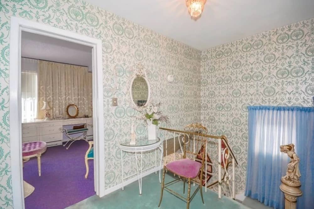 This 96yearold lady is selling her house and what's inside will amaze