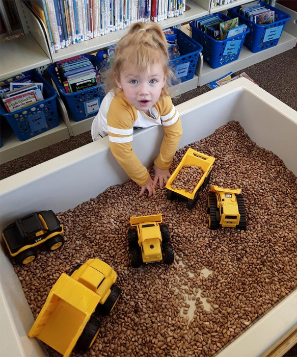 Gallery Tiskilwa Public Library