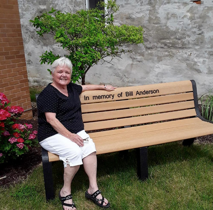 Tiskilwa Public Library Serving Tiskilwa community and surrounding