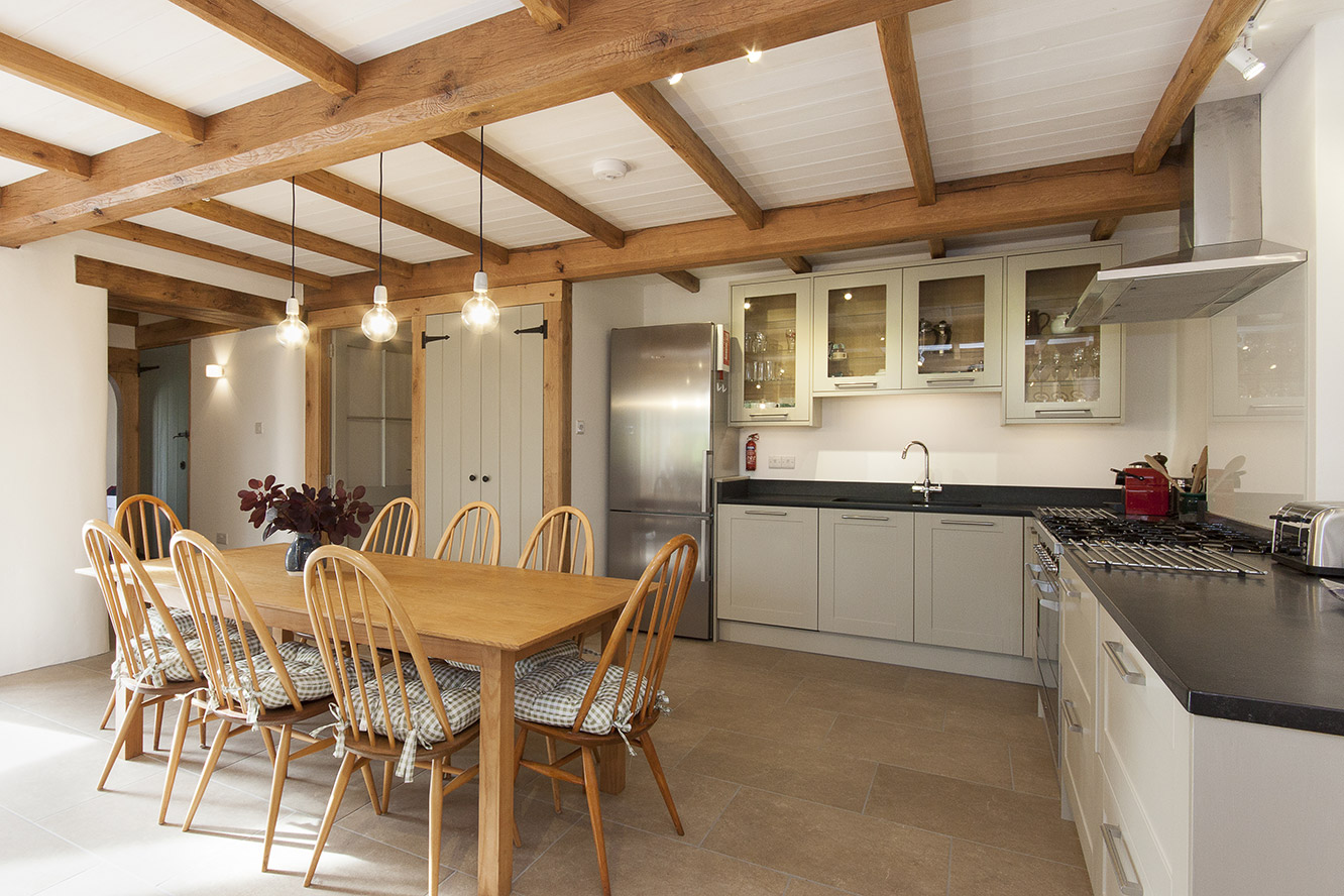 Kitchen(2) Tithe Barn Ashburton