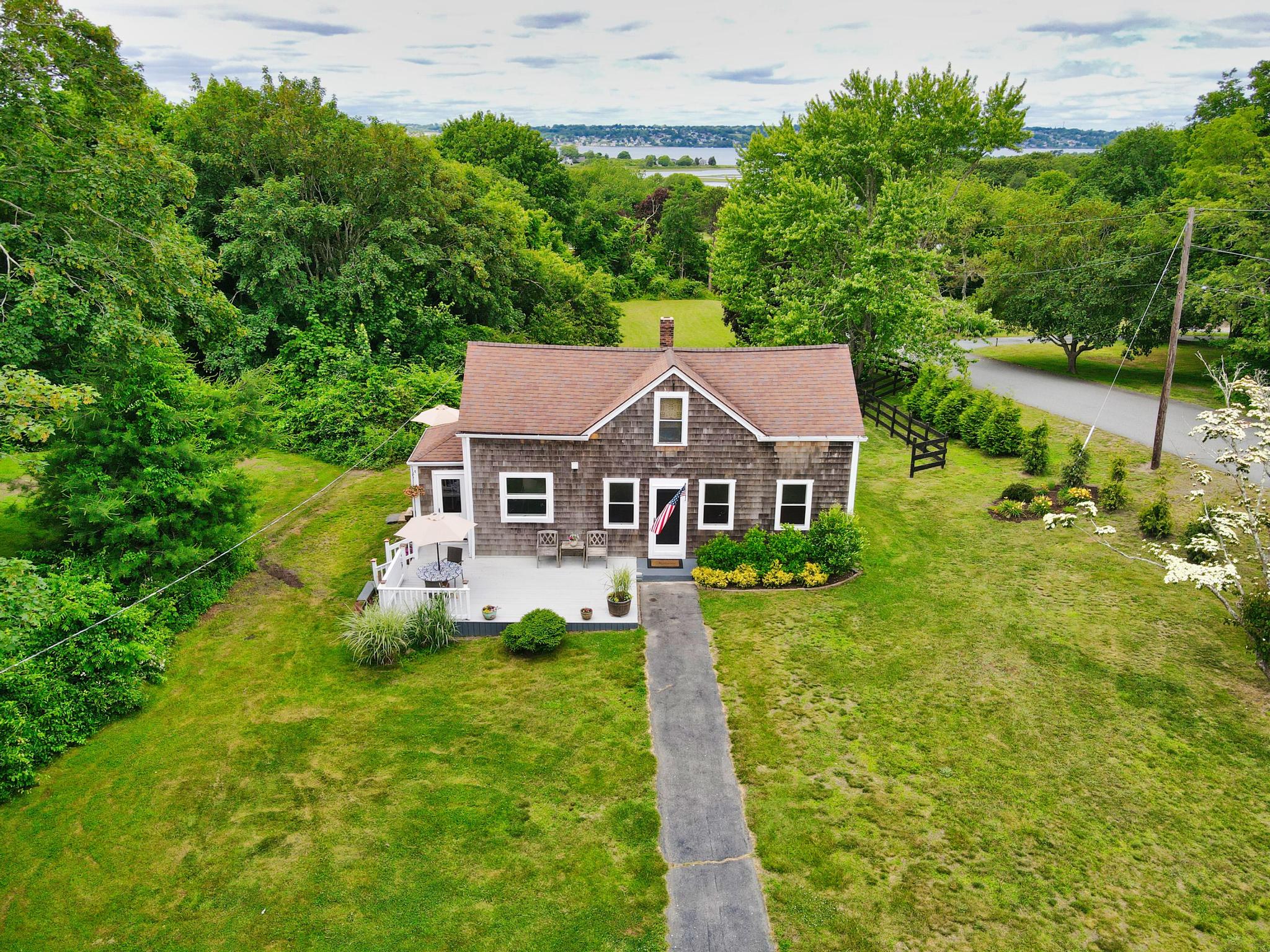 50 Wampanog Lane T.L. Holland Real Estate