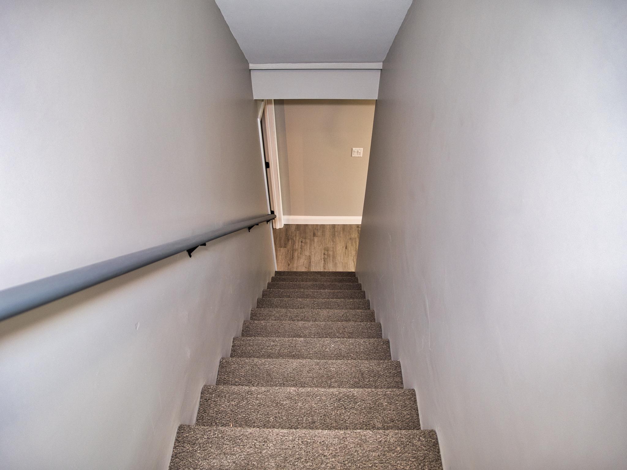 115 Kenyon Road T.L. Holland Real Estate