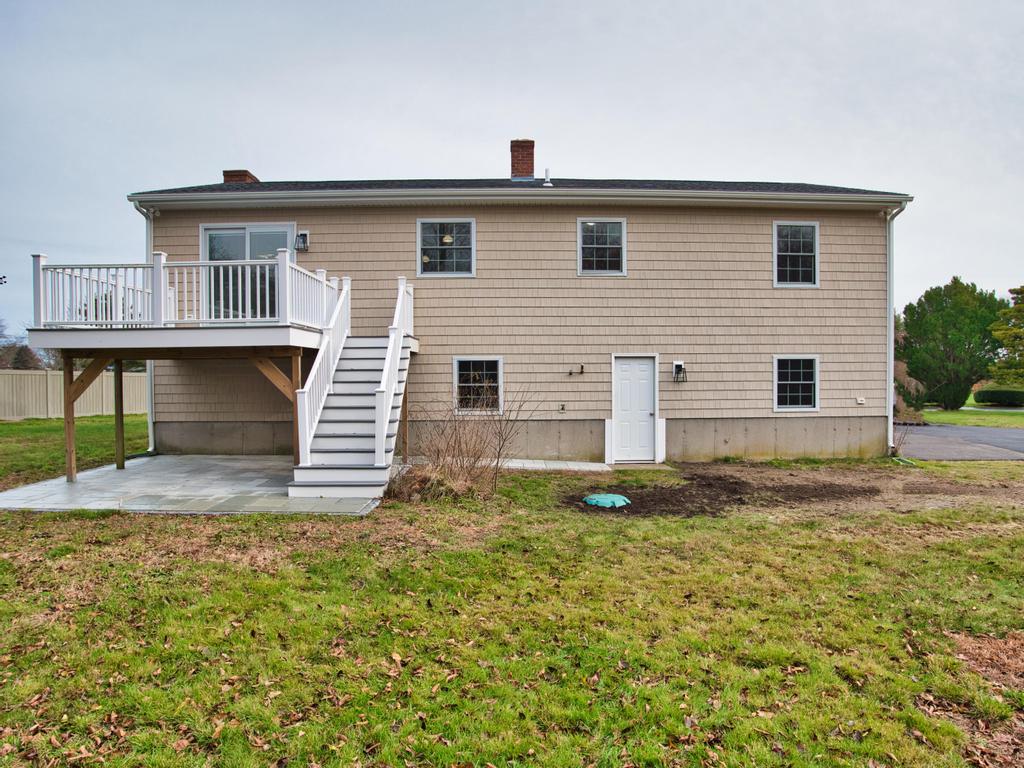 89 Wampanoag Drive T.L. Holland Real Estate