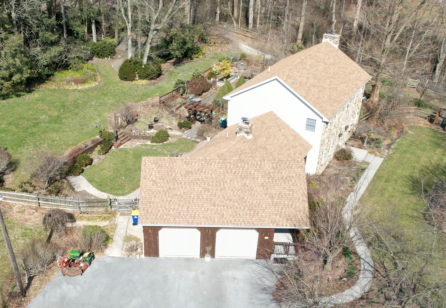 2 Story Home with Shop on 2 acres Caernarvon Berks Tracey L. Jones