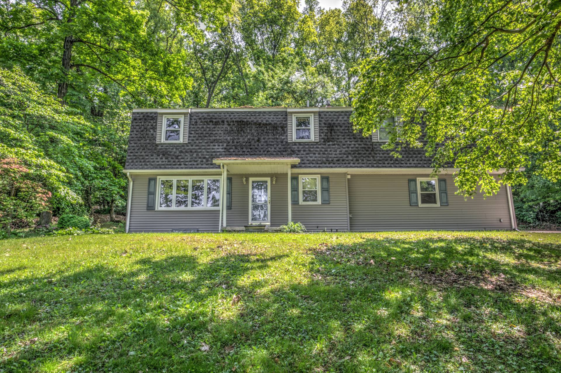 4 Bedroom Home in Caernarvon Township Lancaster County Tracey L