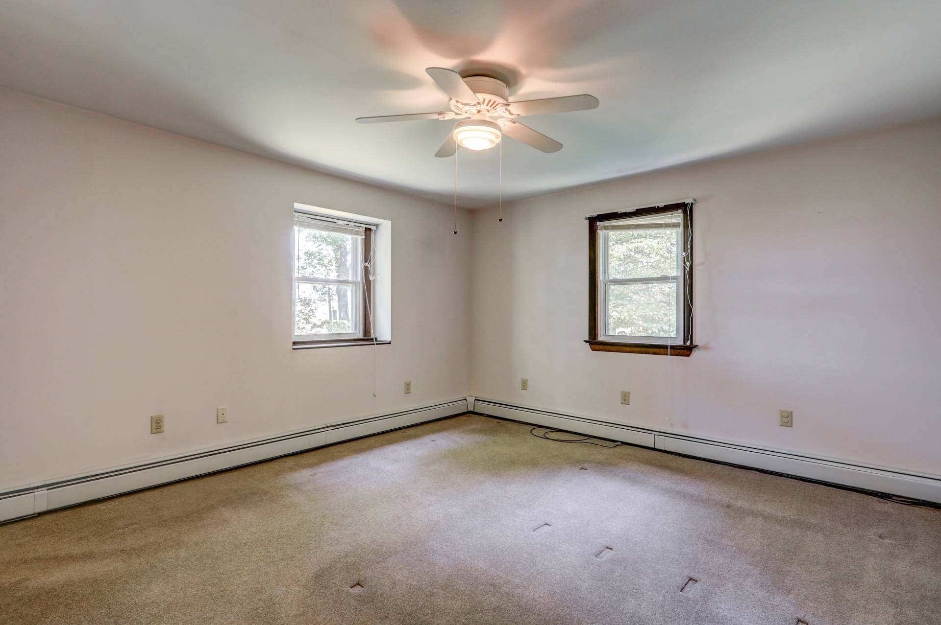 4 Bedroom Home in Caernarvon Township Lancaster County Tracey L