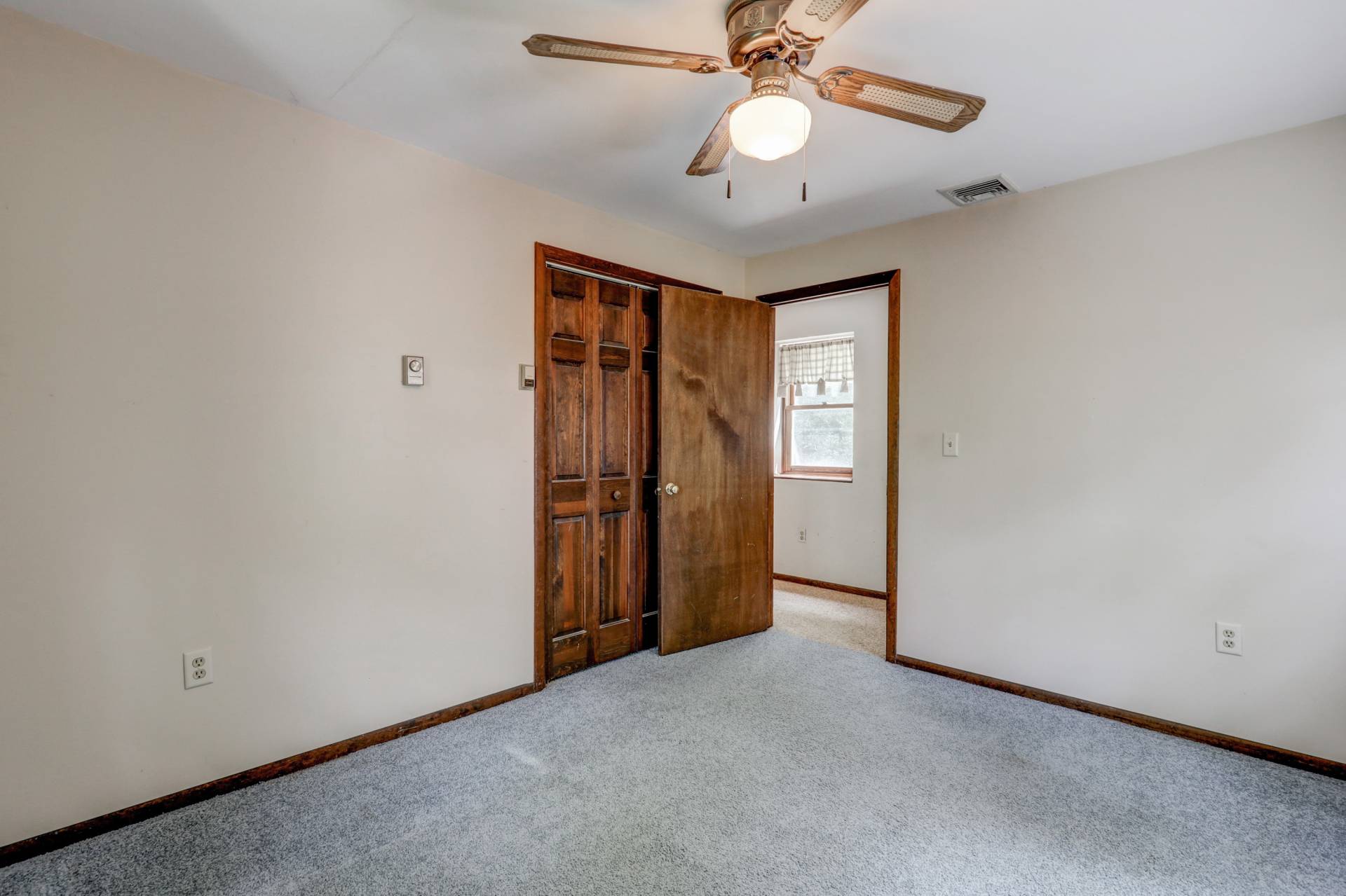 4 Bedroom Home in Caernarvon Township Lancaster County Tracey L