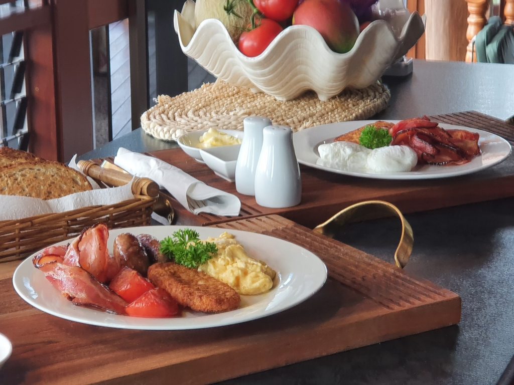 Our Cabins Tamborine Mountain Bed & Breakfast